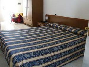Hotel Fiorini Rome Bagian luar foto